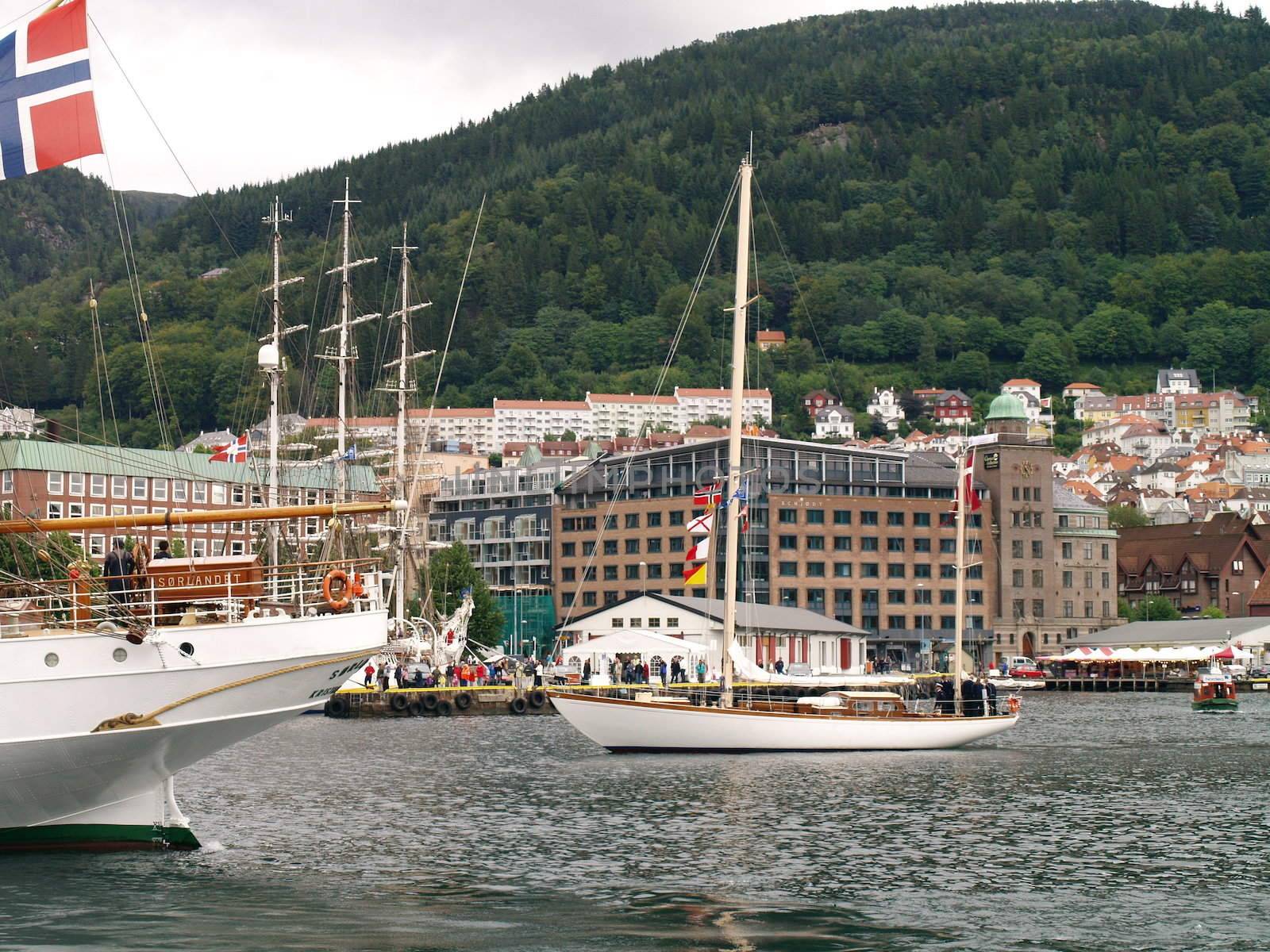 ships in bergen by viviolsen