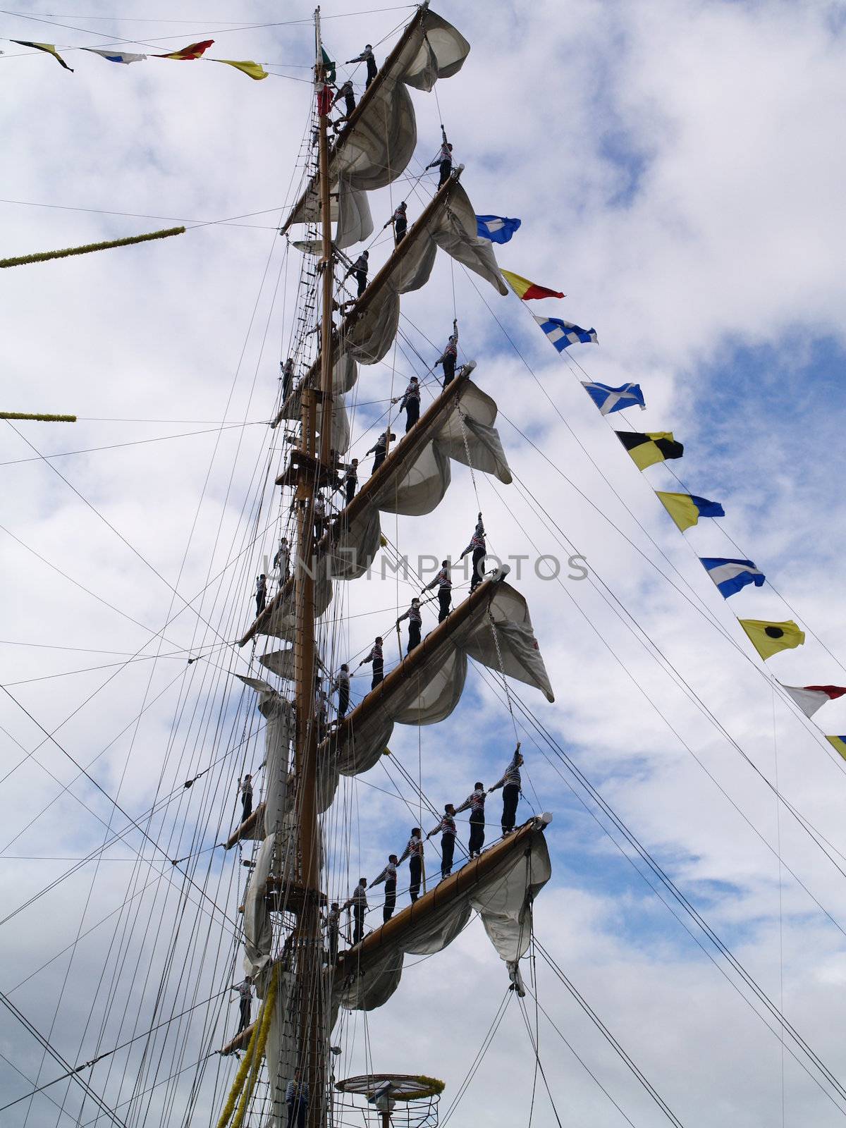 sailors in sail by viviolsen