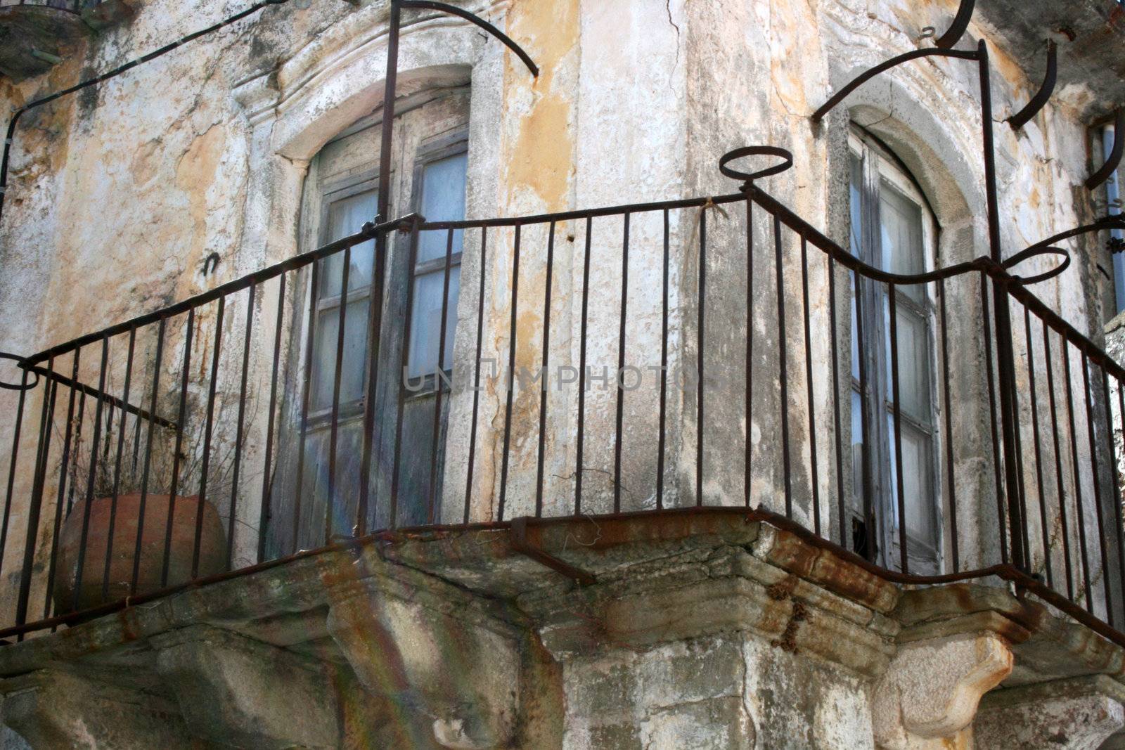 Old Balcony by keki