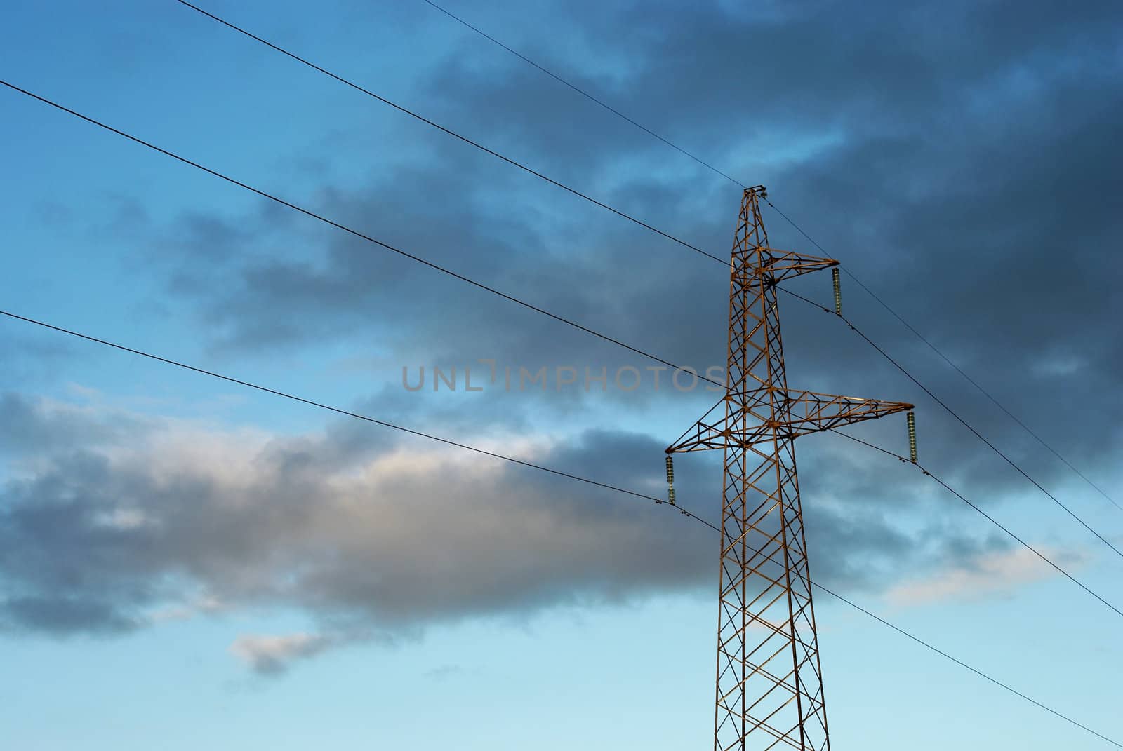 Hight voltage line by SoWin