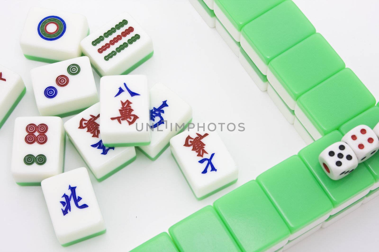Chinese game similar to poker. Very popular gambling game.