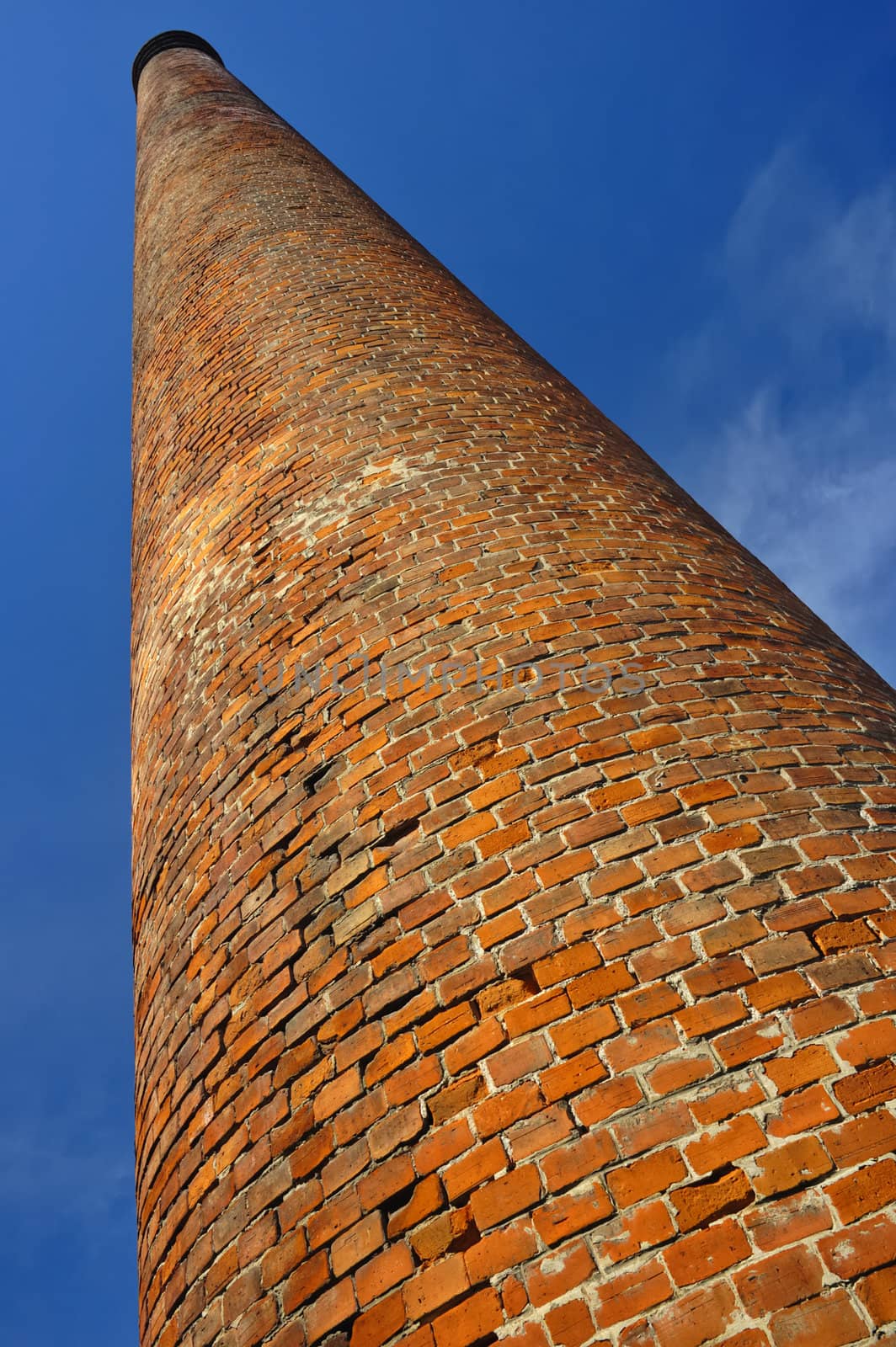 Old chimney by Bateleur