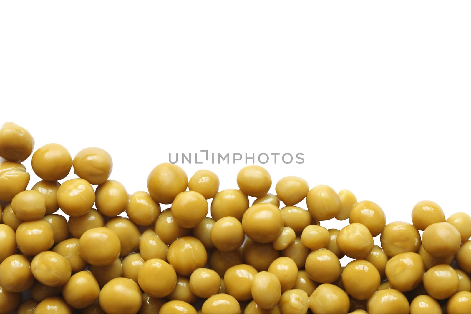 Preserved green peas isolated on white background with clipping path