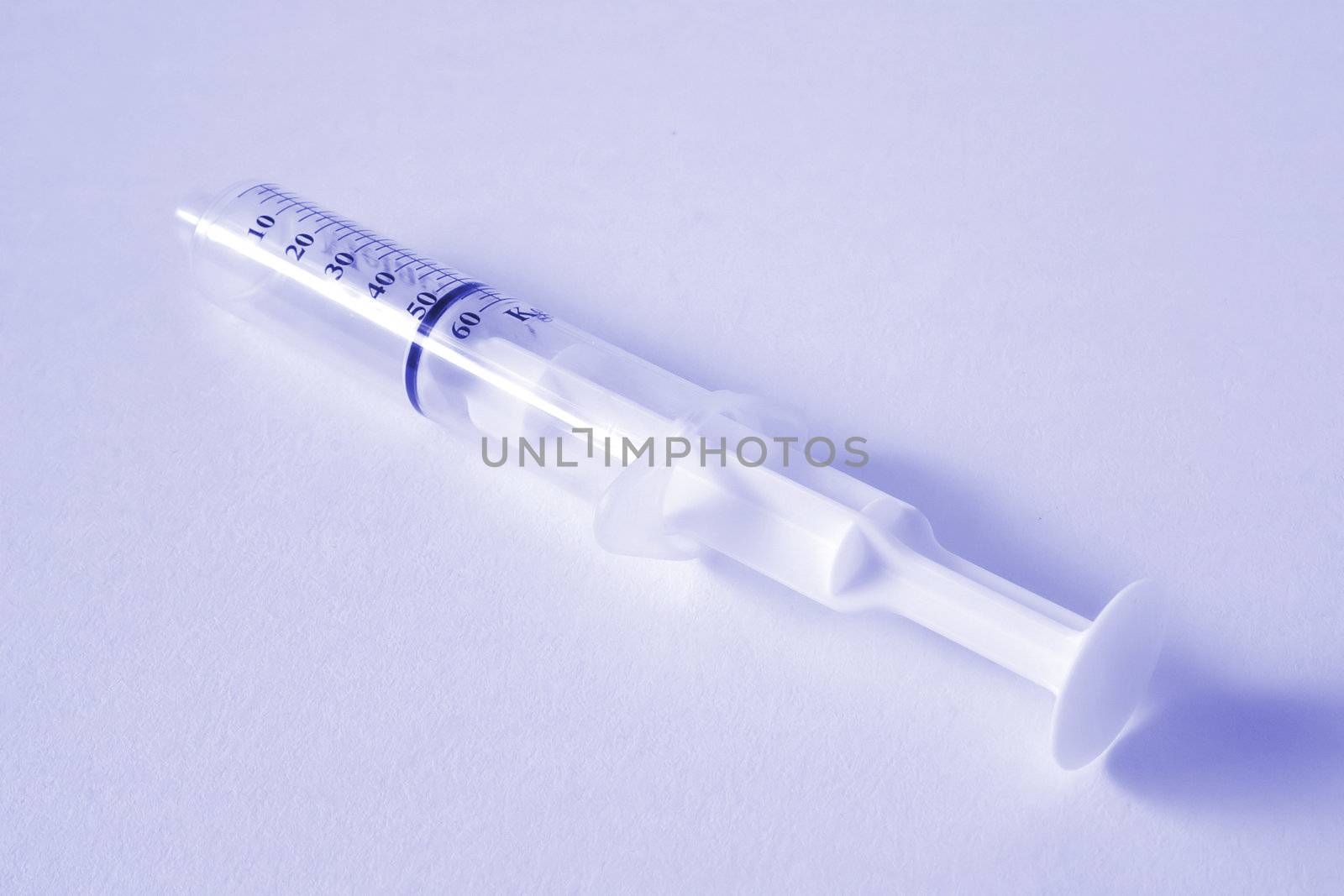 medicine syringe for the administration of medicine