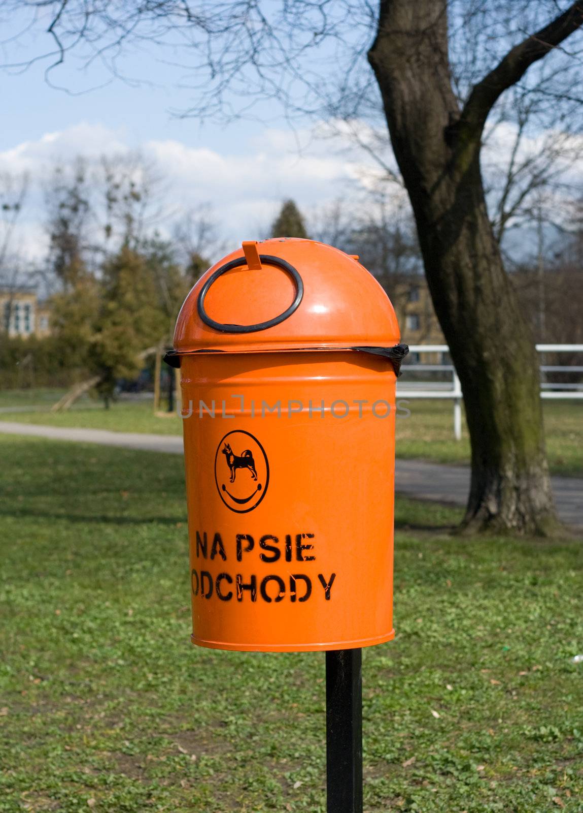 basket for dog excrements