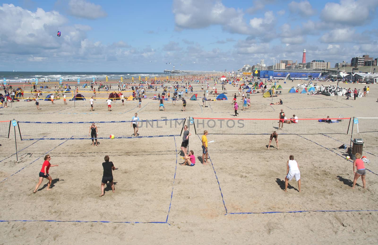 Beach Volleyball by JanKranendonk