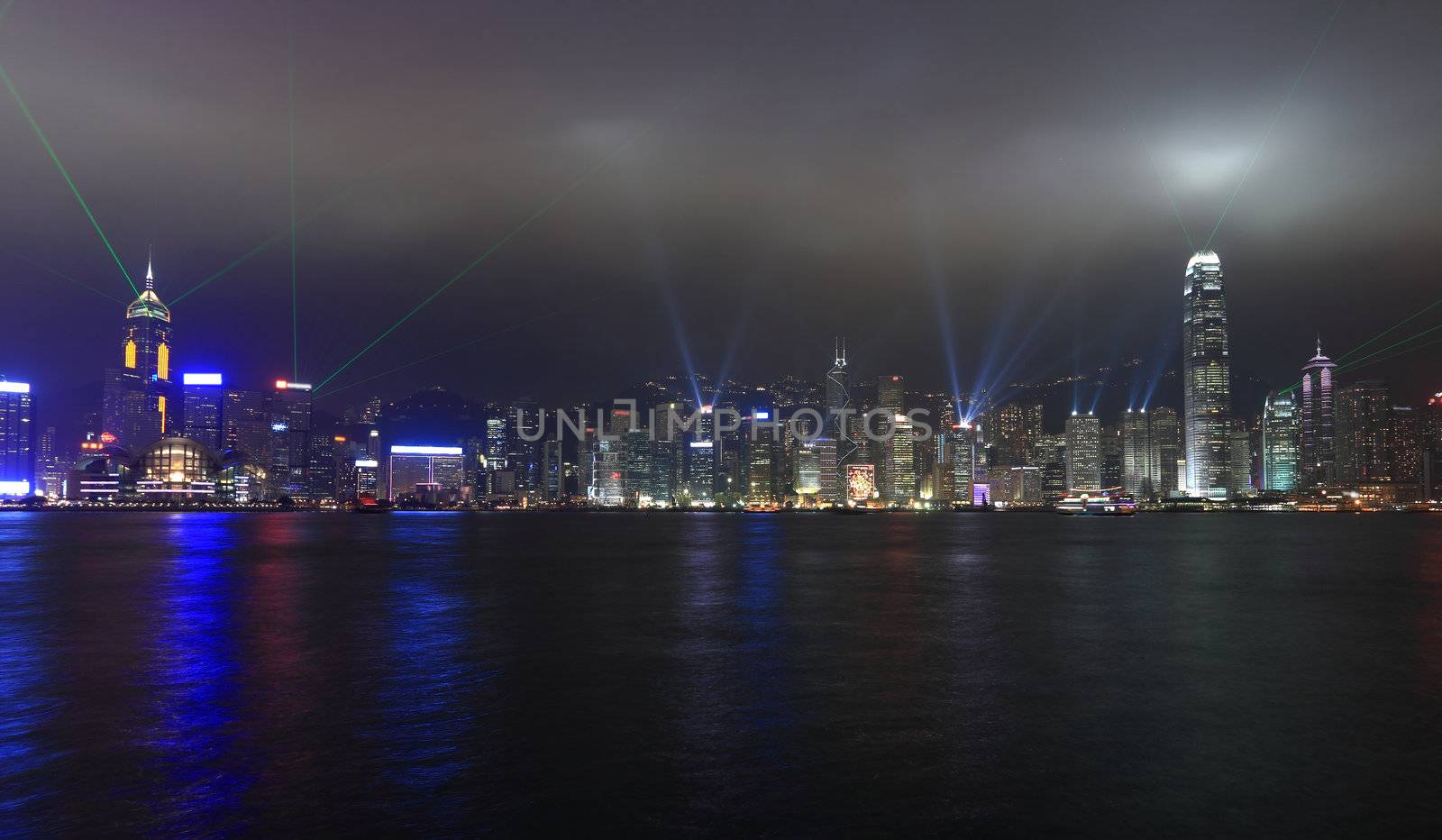 lights show in Hong Kong by leungchopan