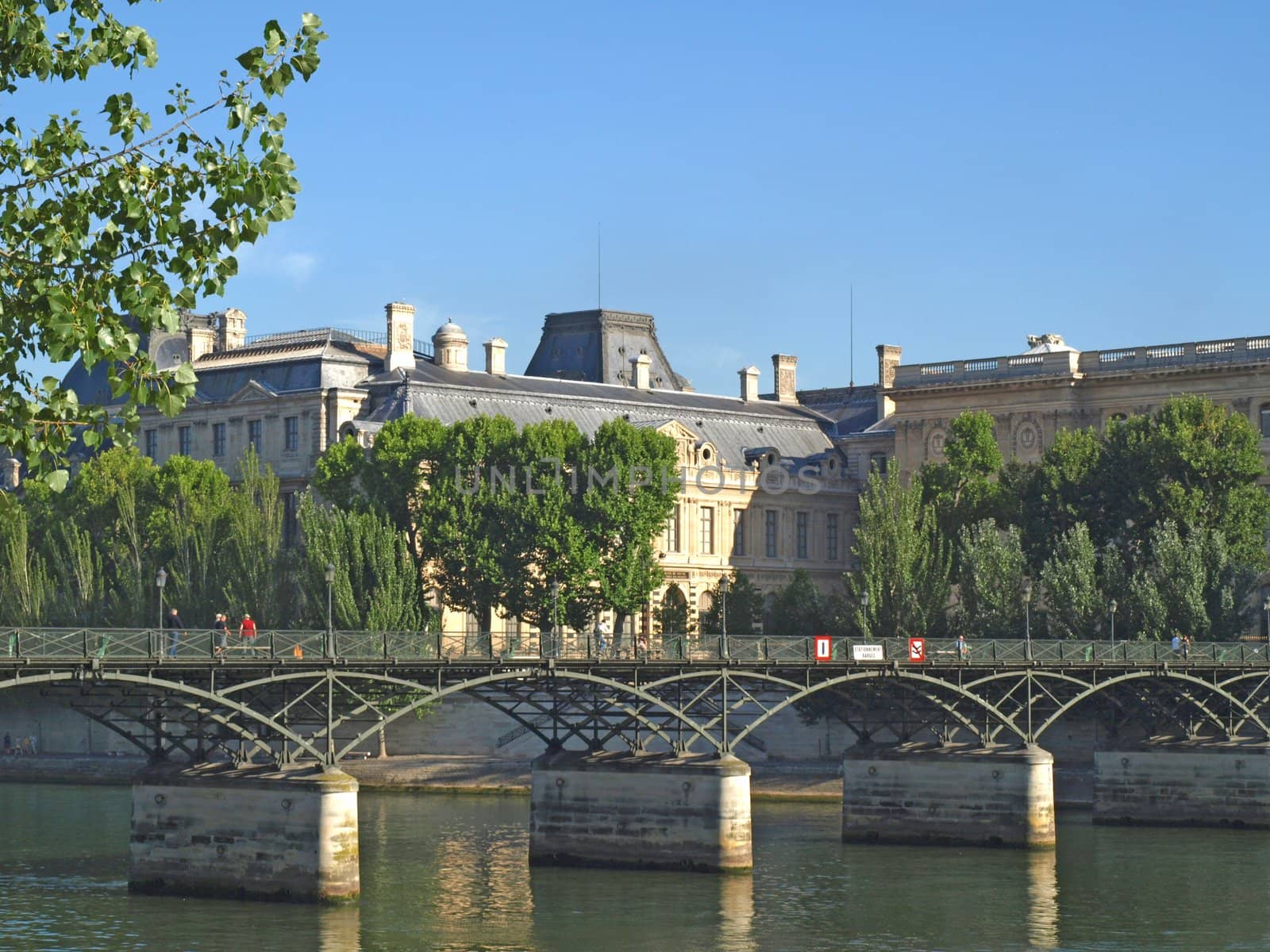 Paris - the bridge of Arts by jbouzou