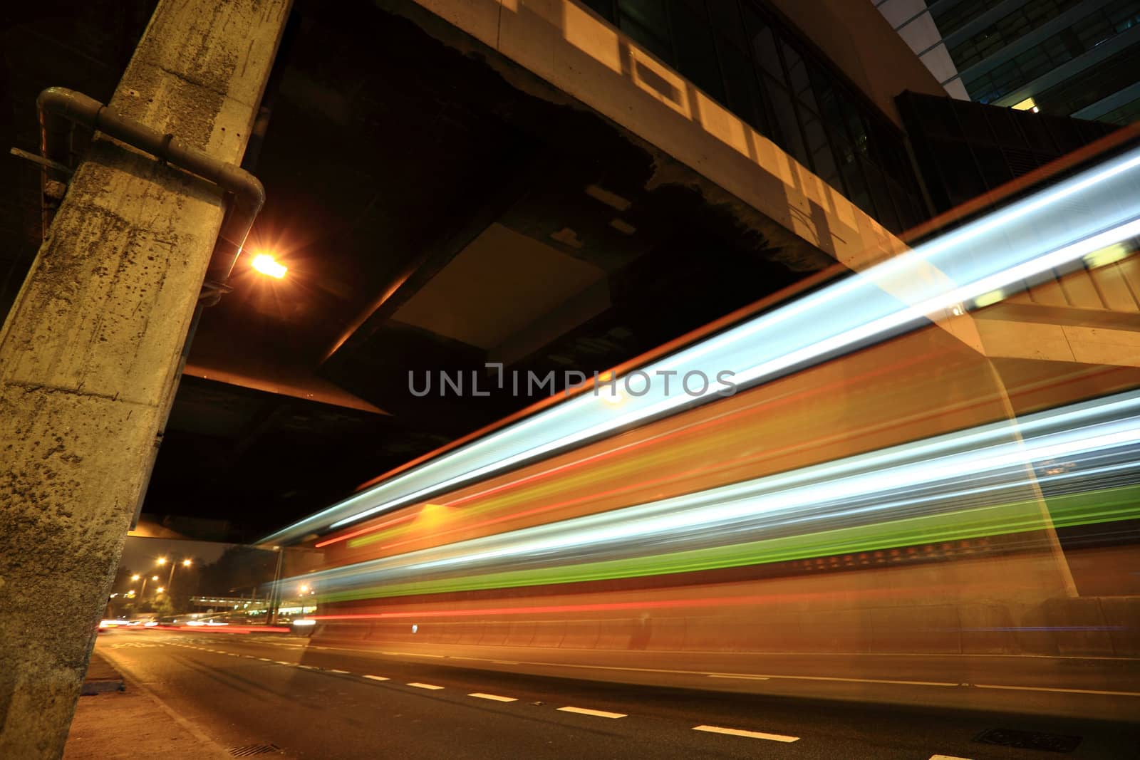 Highway in Hong Kong by leungchopan