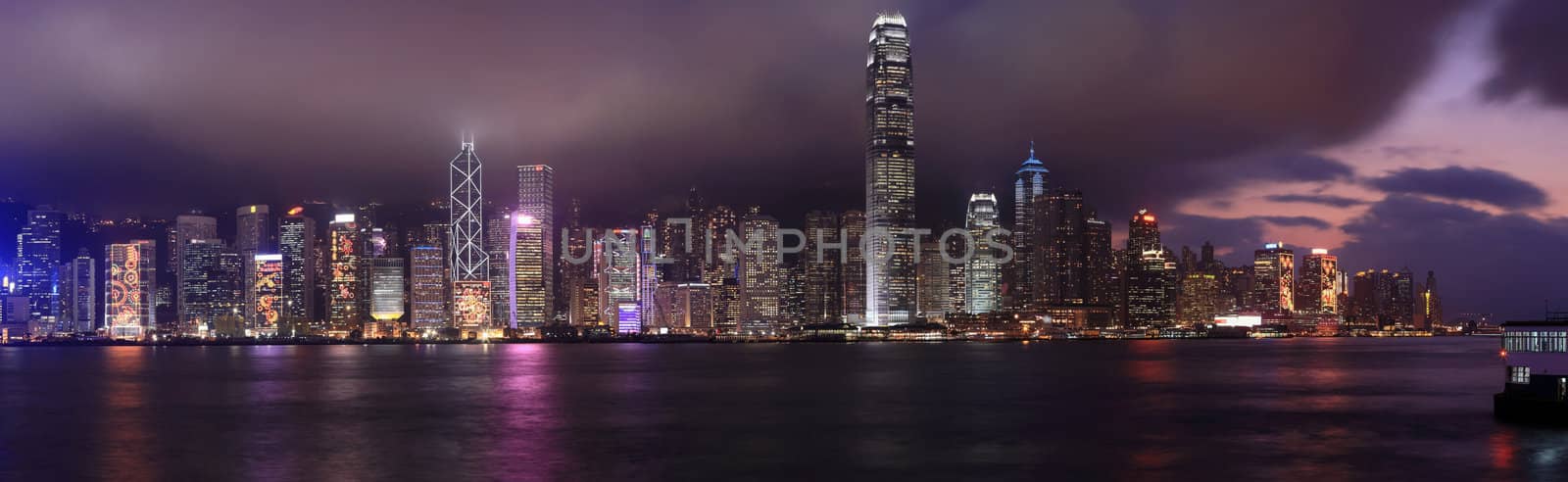 Hong Kong at night panorama by leungchopan