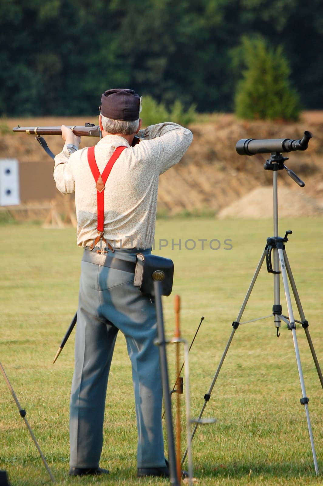 Aiming by RefocusPhoto