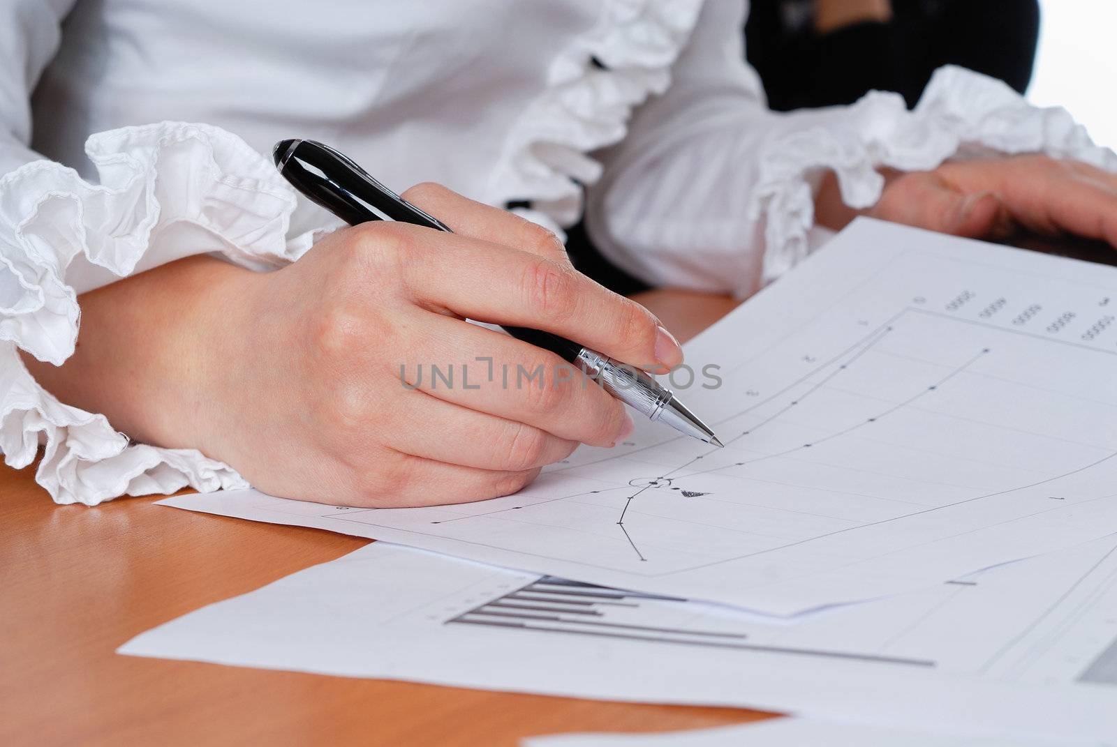 young businesswoman sign important documents