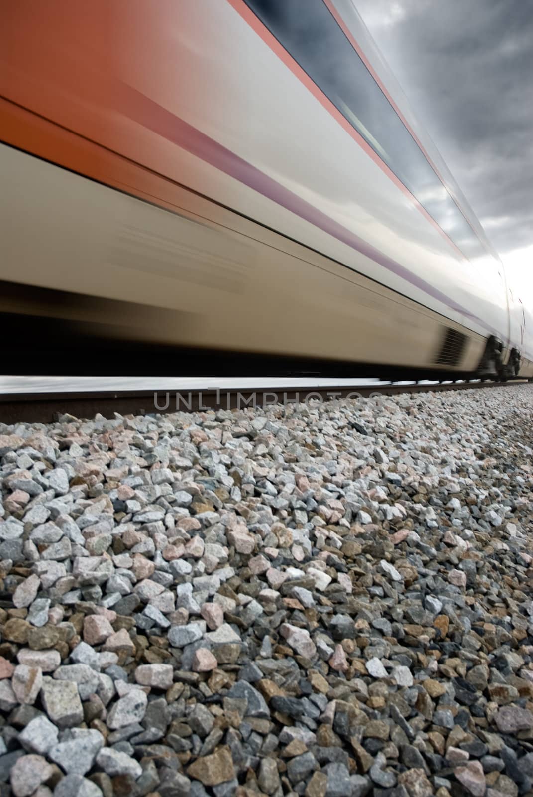 A train in movement. Speed symbol