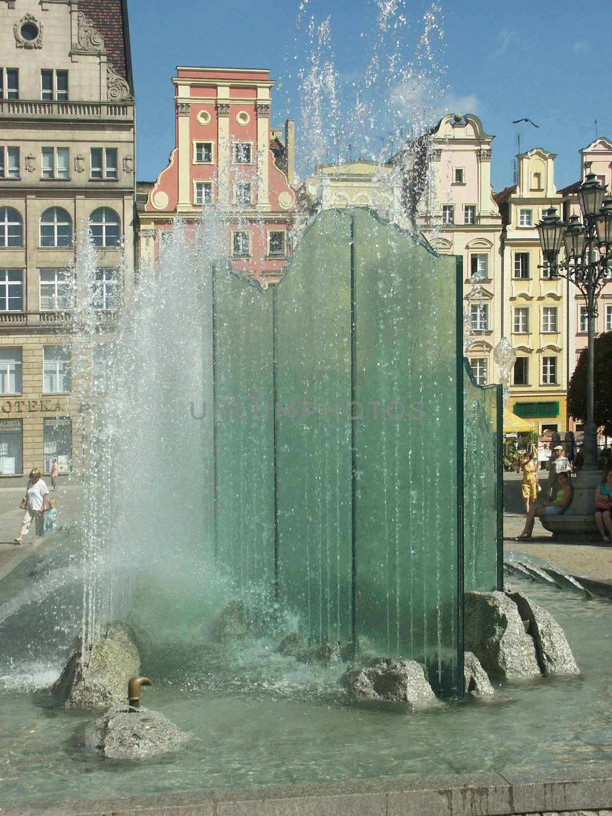 Rynek Wrocławski, Fountain by wojciechkozlowski
