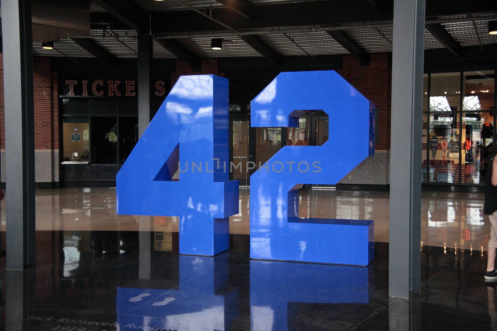 New York Mets retired numbers inside stadium rotunda