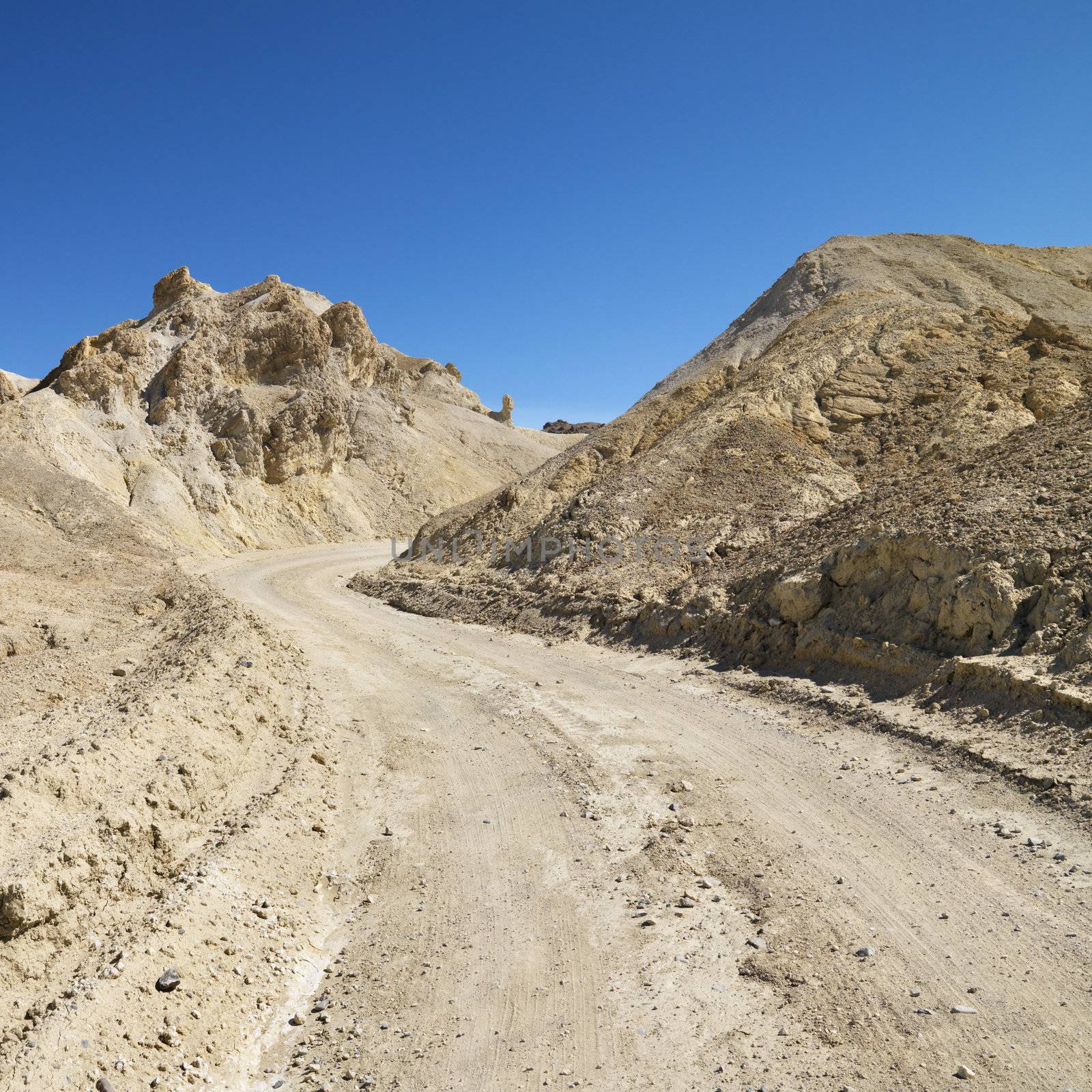 Death Valley road. by iofoto