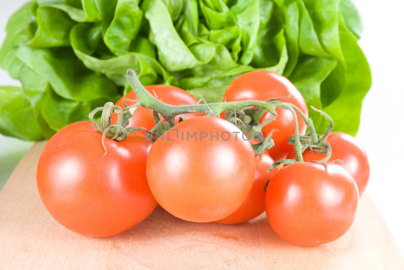 fresh tomato by aguirre_mar