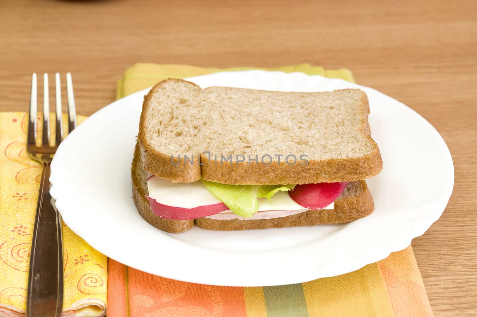 ham, cheese, lettuce and diet bread