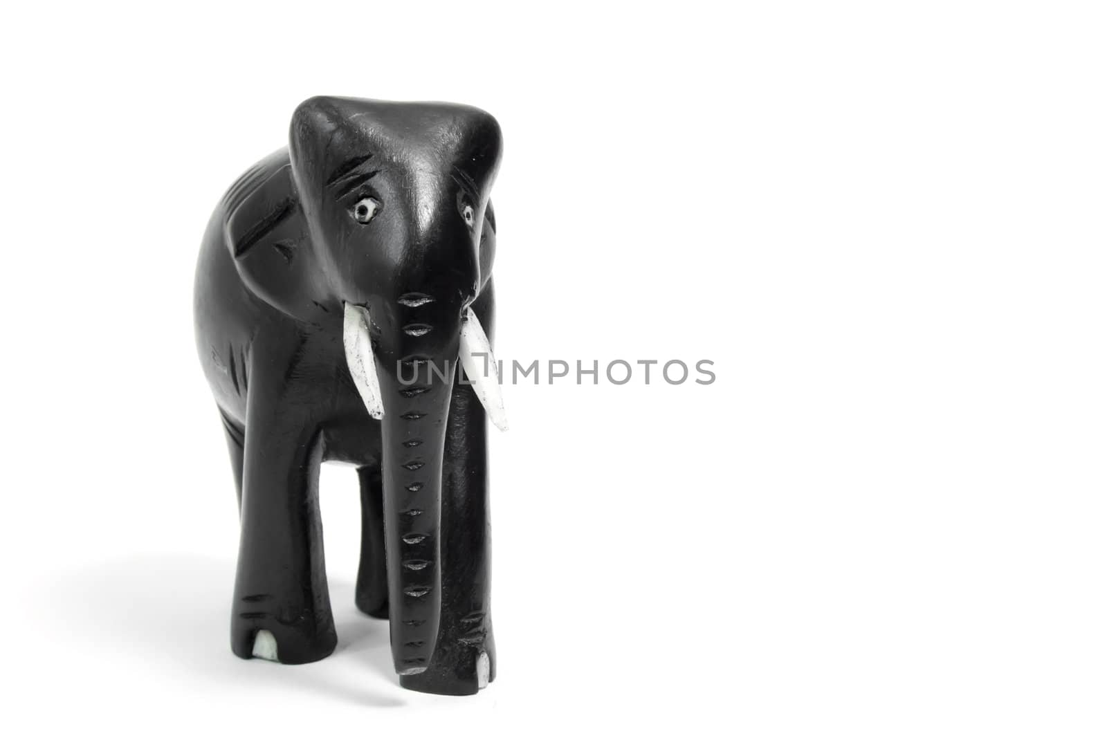 wooden elephant by nubephoto