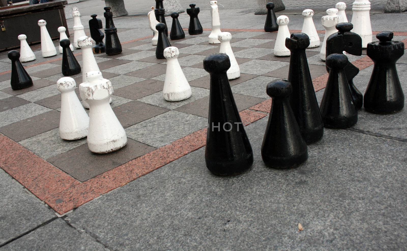 chess being played on the streets