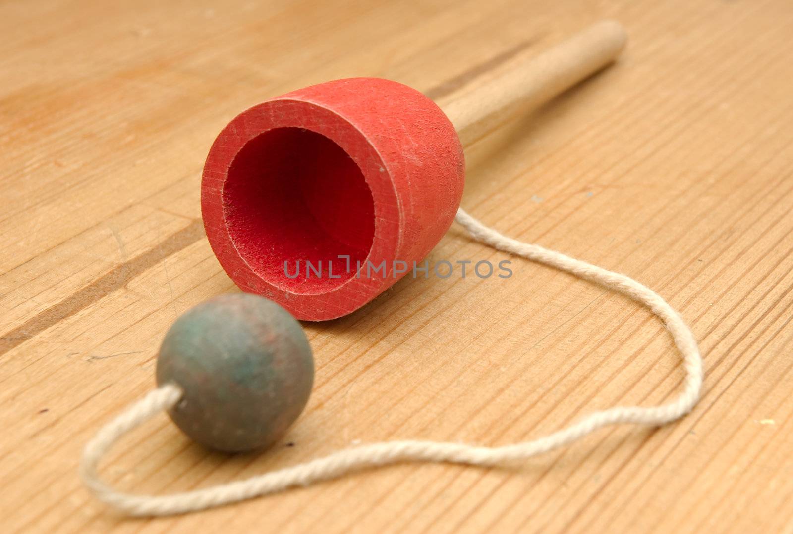 A tradicional game for kids on a table