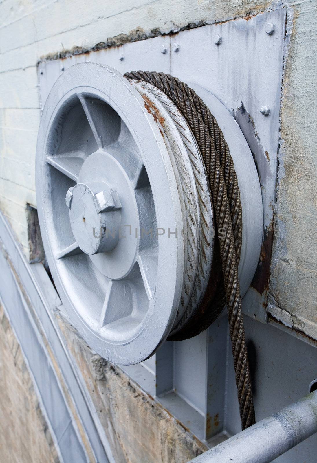 Industrial Pulley by leaf