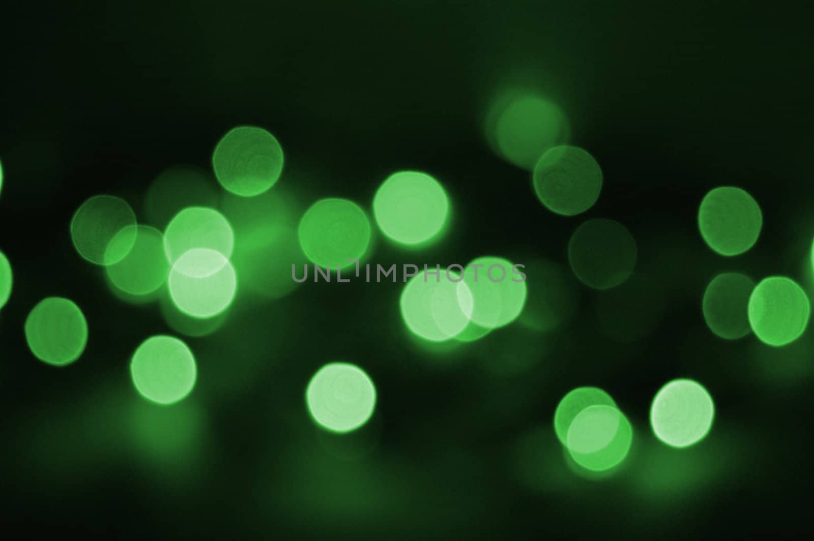 Holiday green light by Angel_a