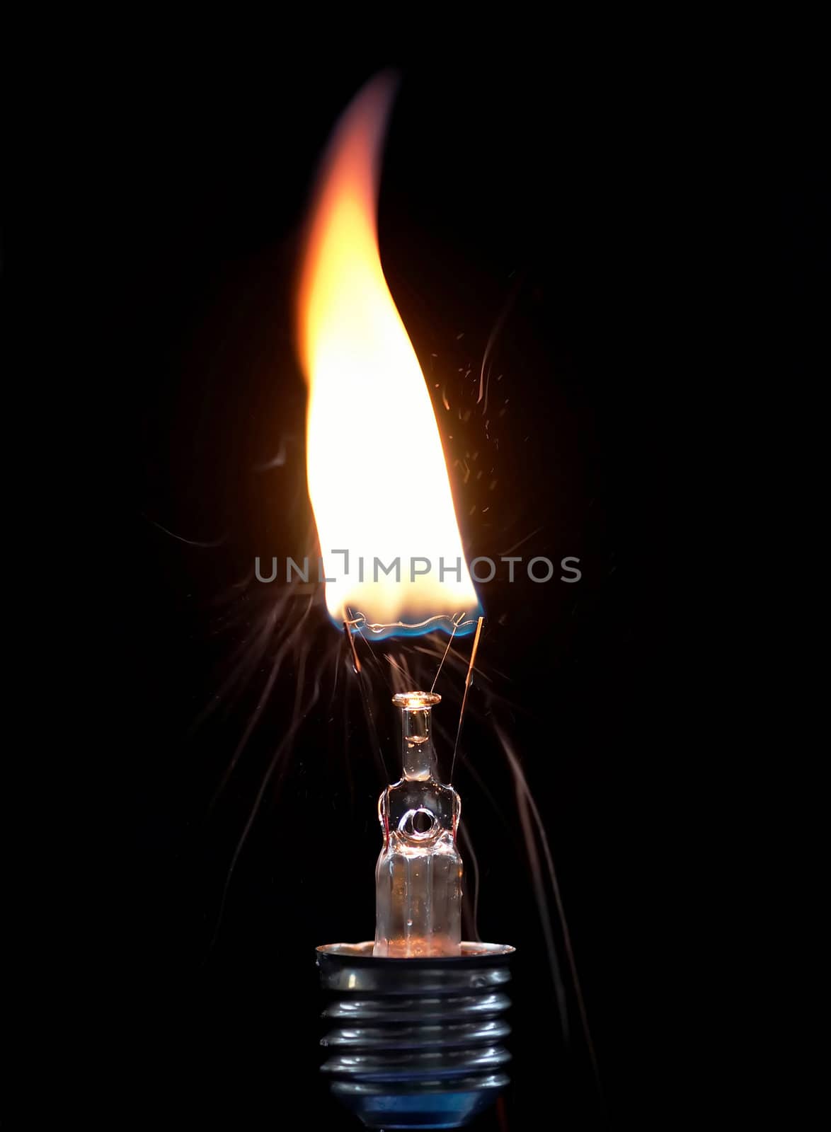 burning bulb by Mibuch