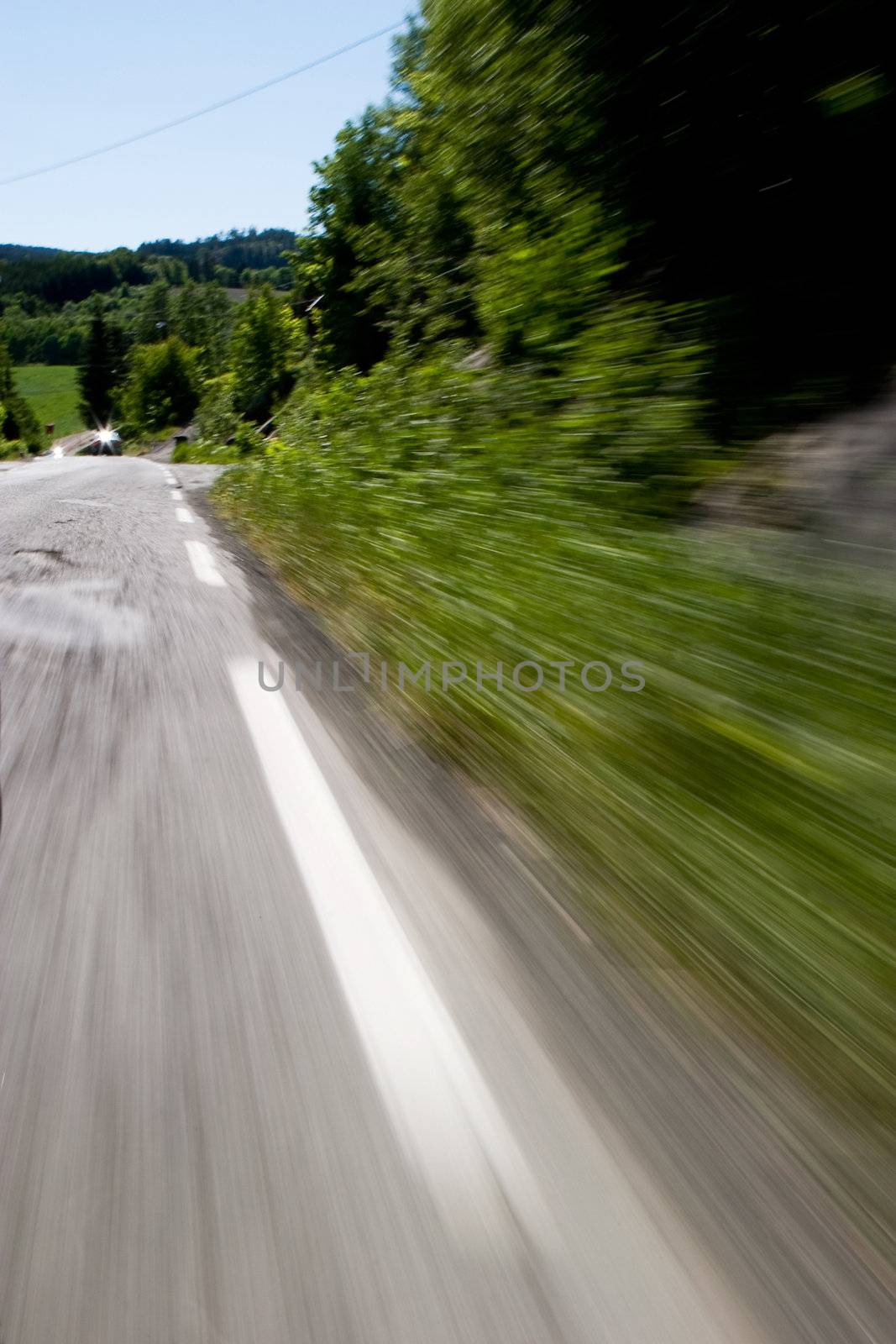 A speed travelling image with motion blur