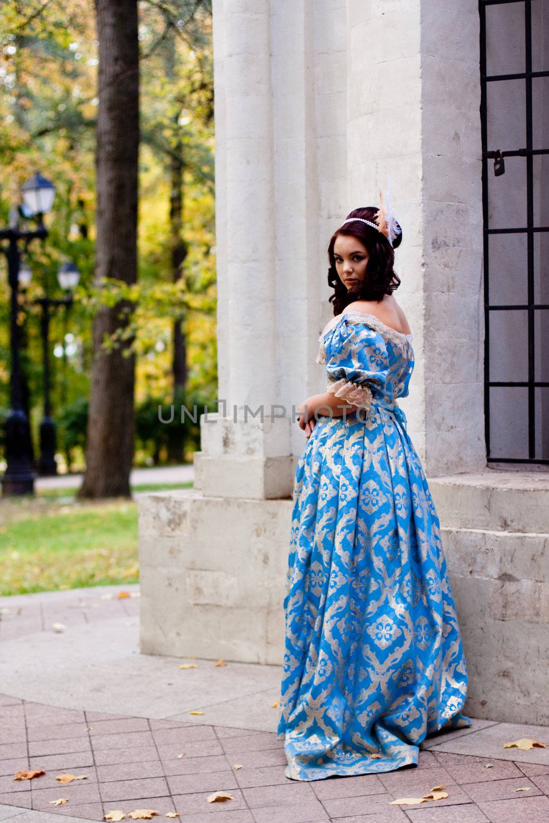 Portrait of lady in blue baroque dress
