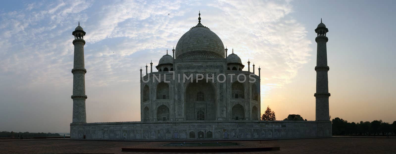 Taj Mahal by Marko5