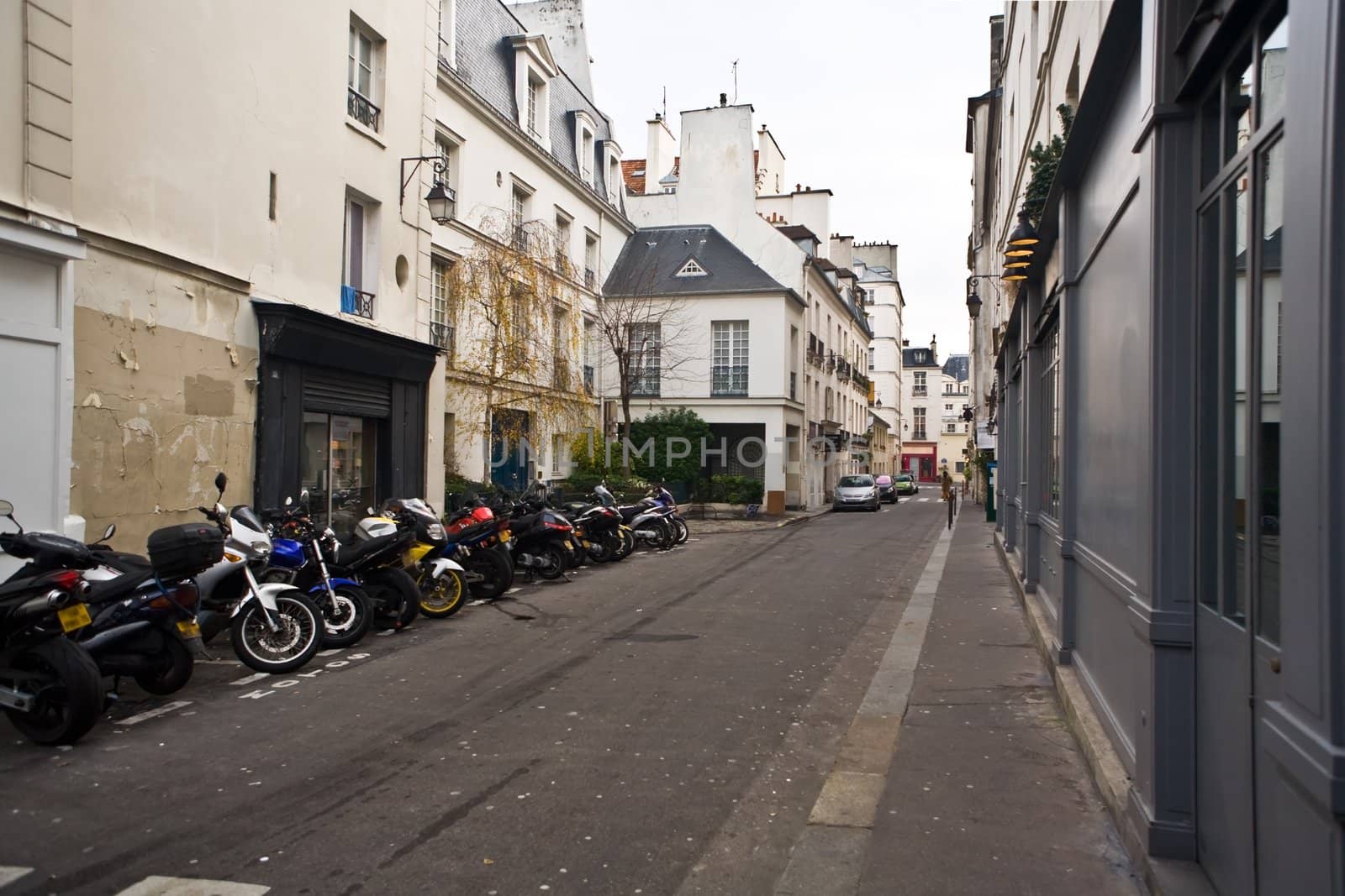 The picture is made in Paris on a during walk on the Jewish quarter