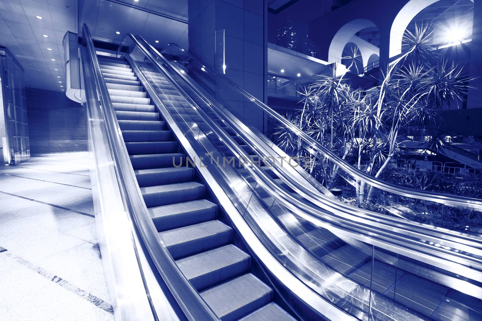 escalator