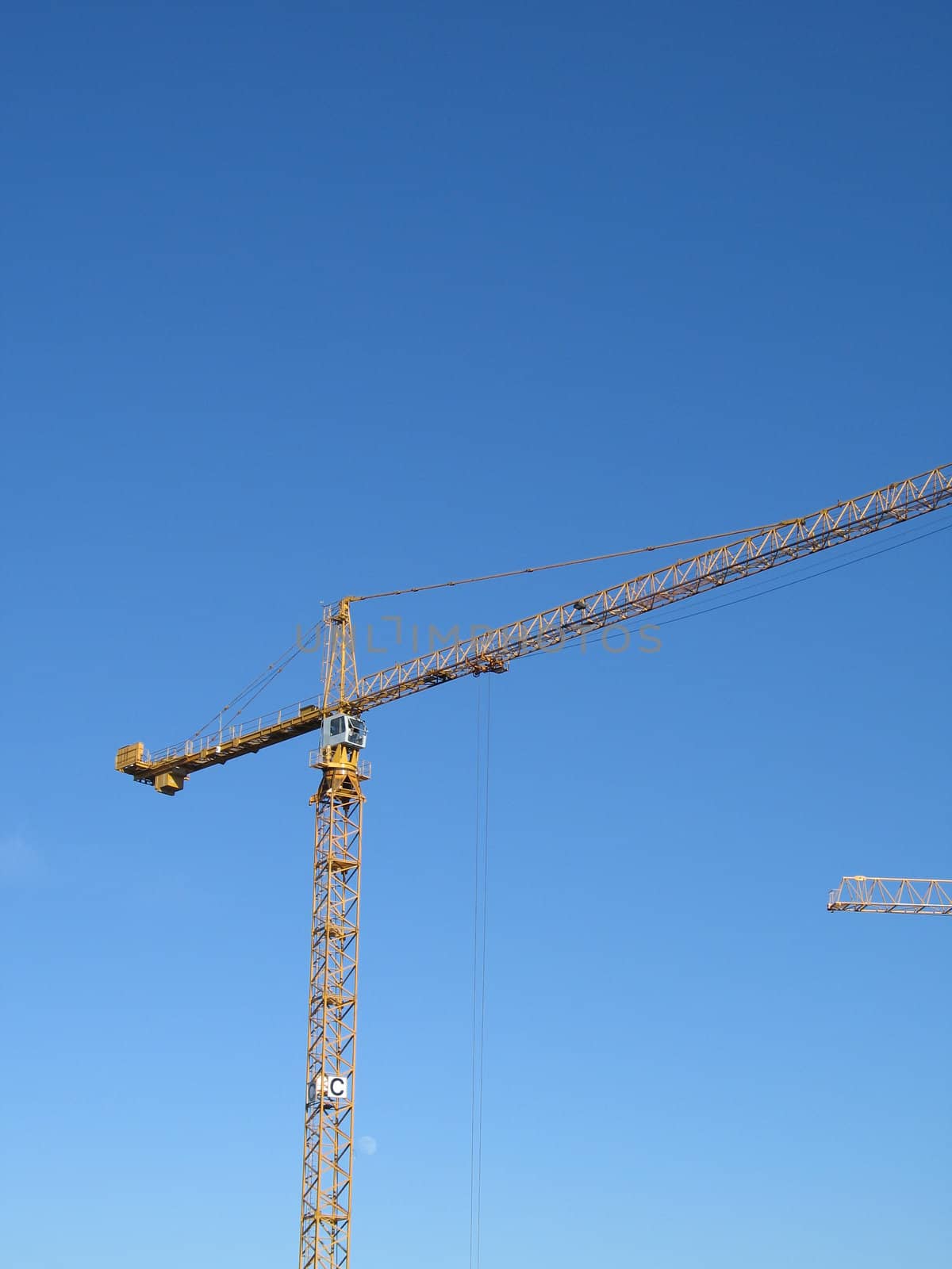 yellow construction crane