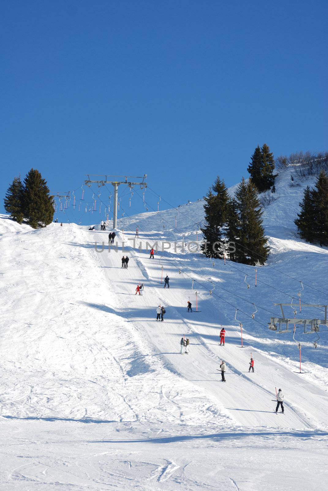 Going skiing on the ski lift