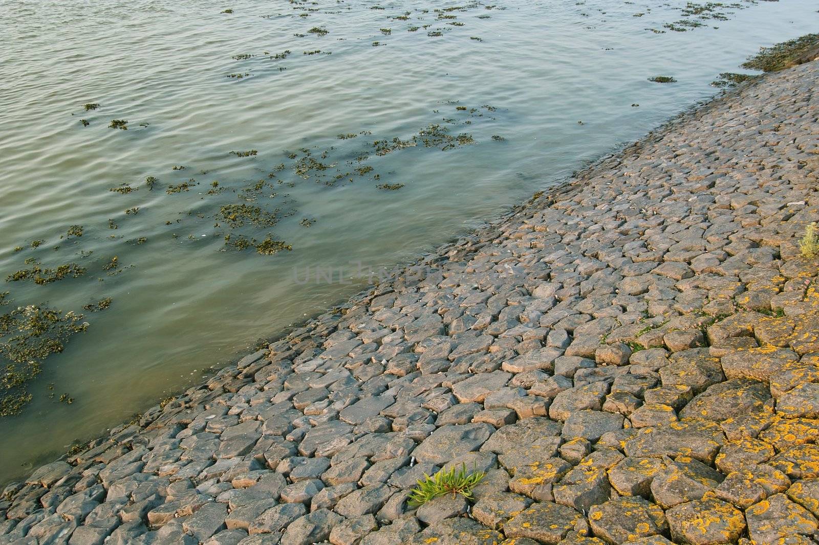 Basalt is widely used in the Netherlands in the defence against the sea