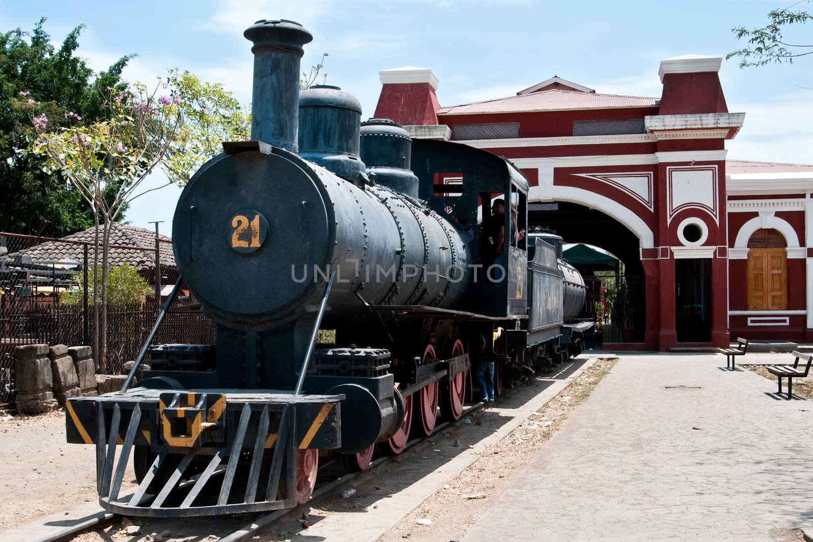 the picture of the train in Granada, Nicaragua