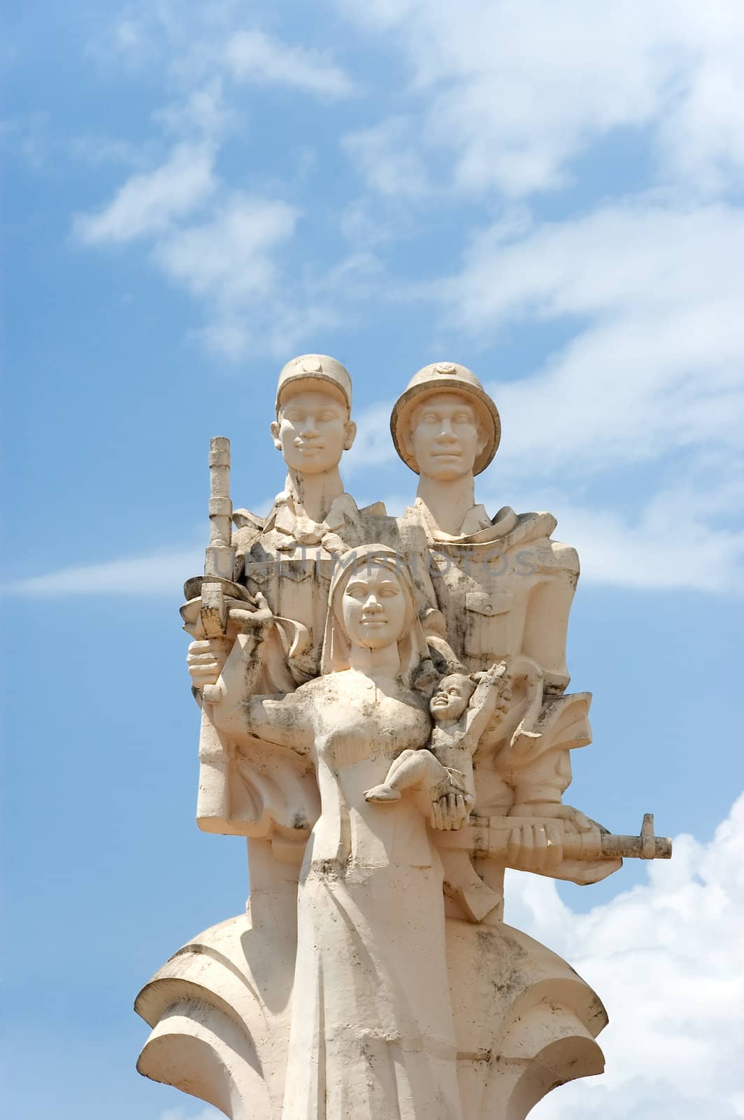 independence monument cambodia