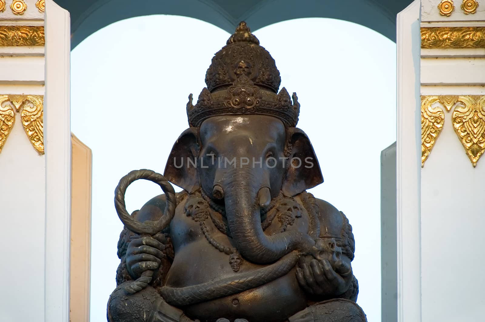 ganesh statue by jsompinm