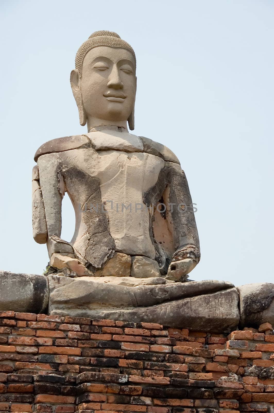 buddha statue