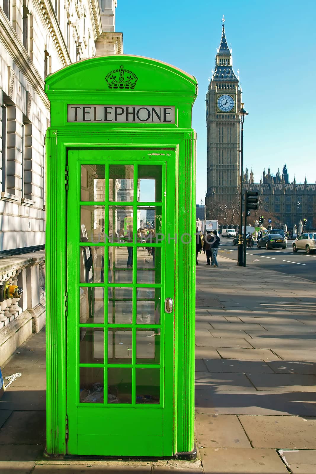 A green telephone booth London