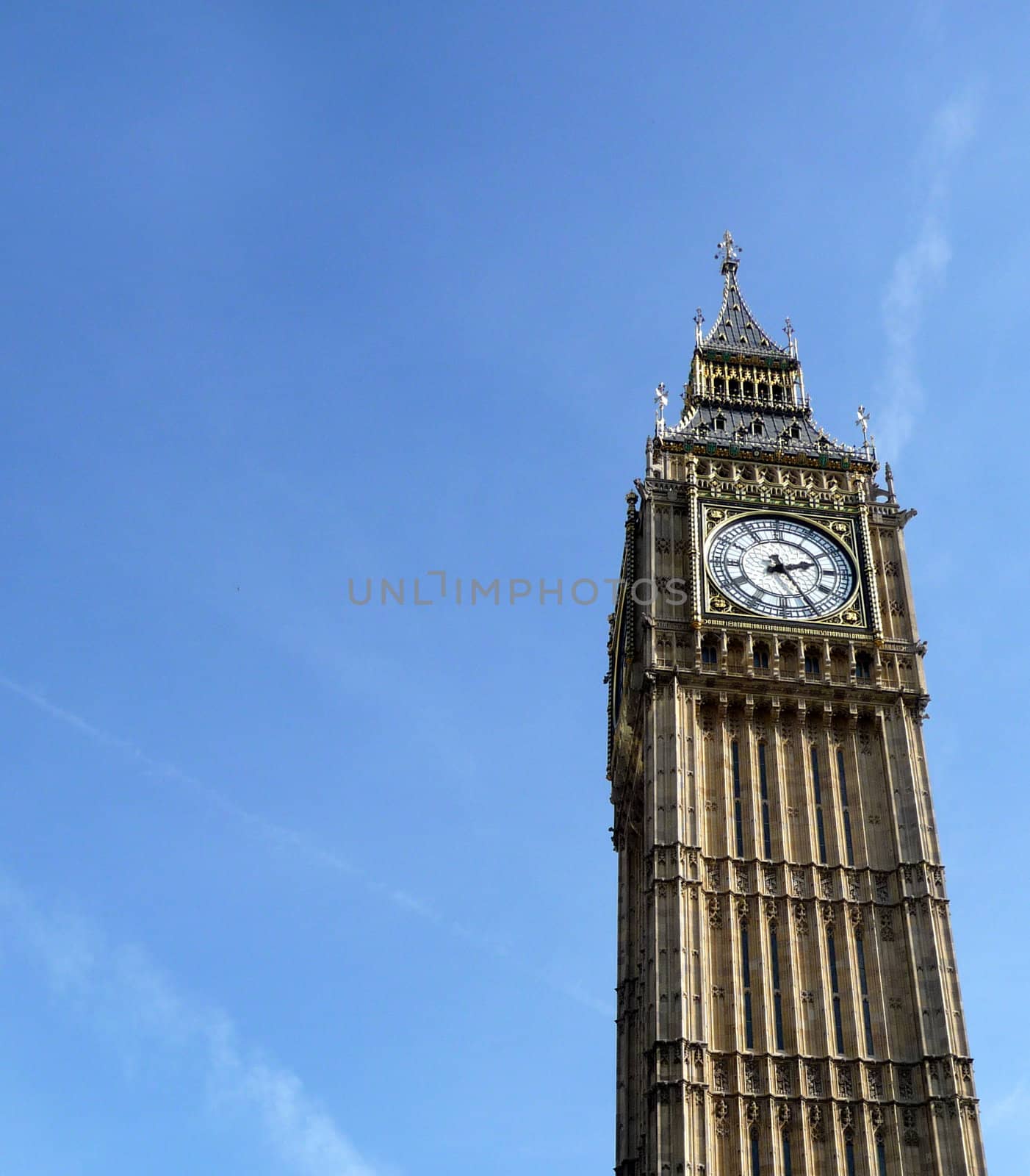 The houses of parliament in London, it contains Big Ben.