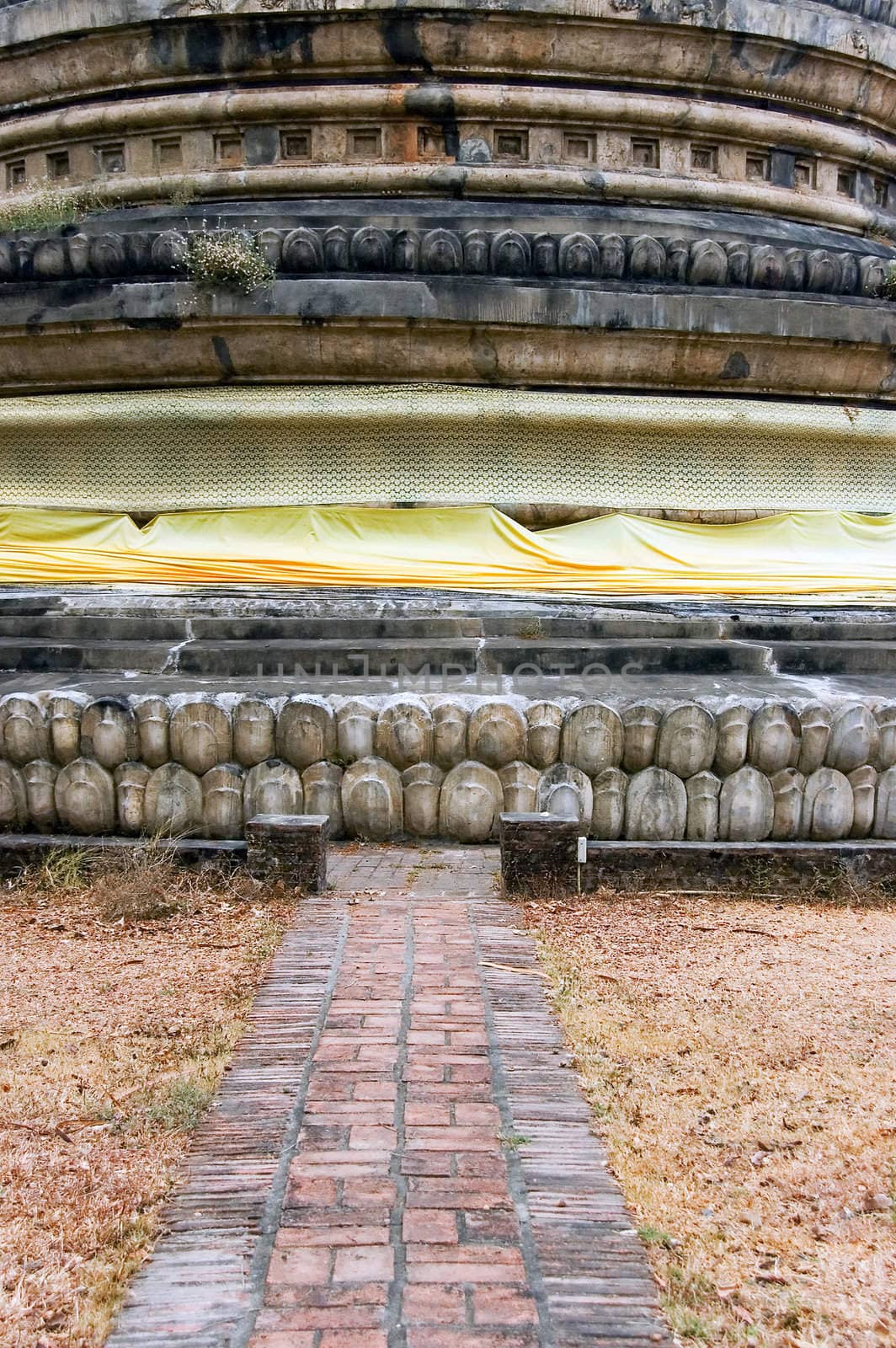 buddhist stupa by jsompinm