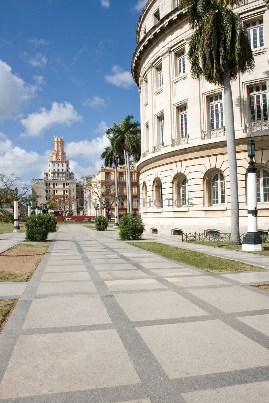 Buildings in the center of Havana by Amidos