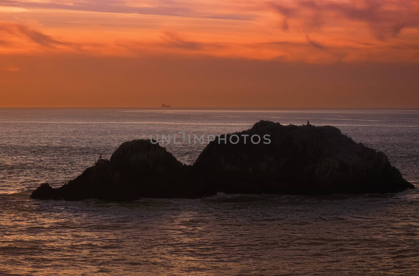Twilight on Pacific coast in Califonia near San Francisco.