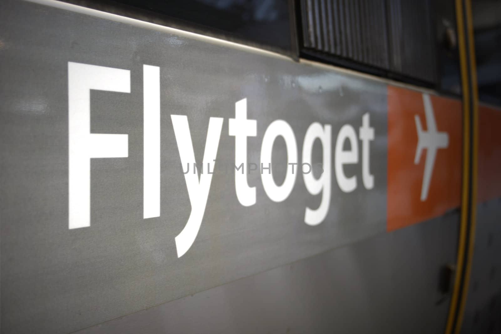 Logo of Flytoget - the train between Oslo and Gardermoen Airport