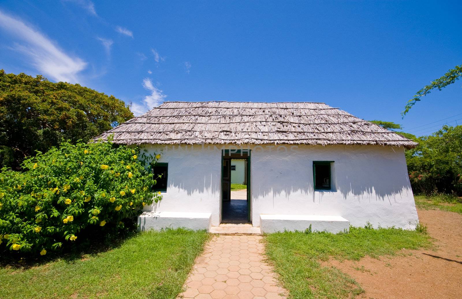 ancient slave house on curacao cas di palhi mashi
