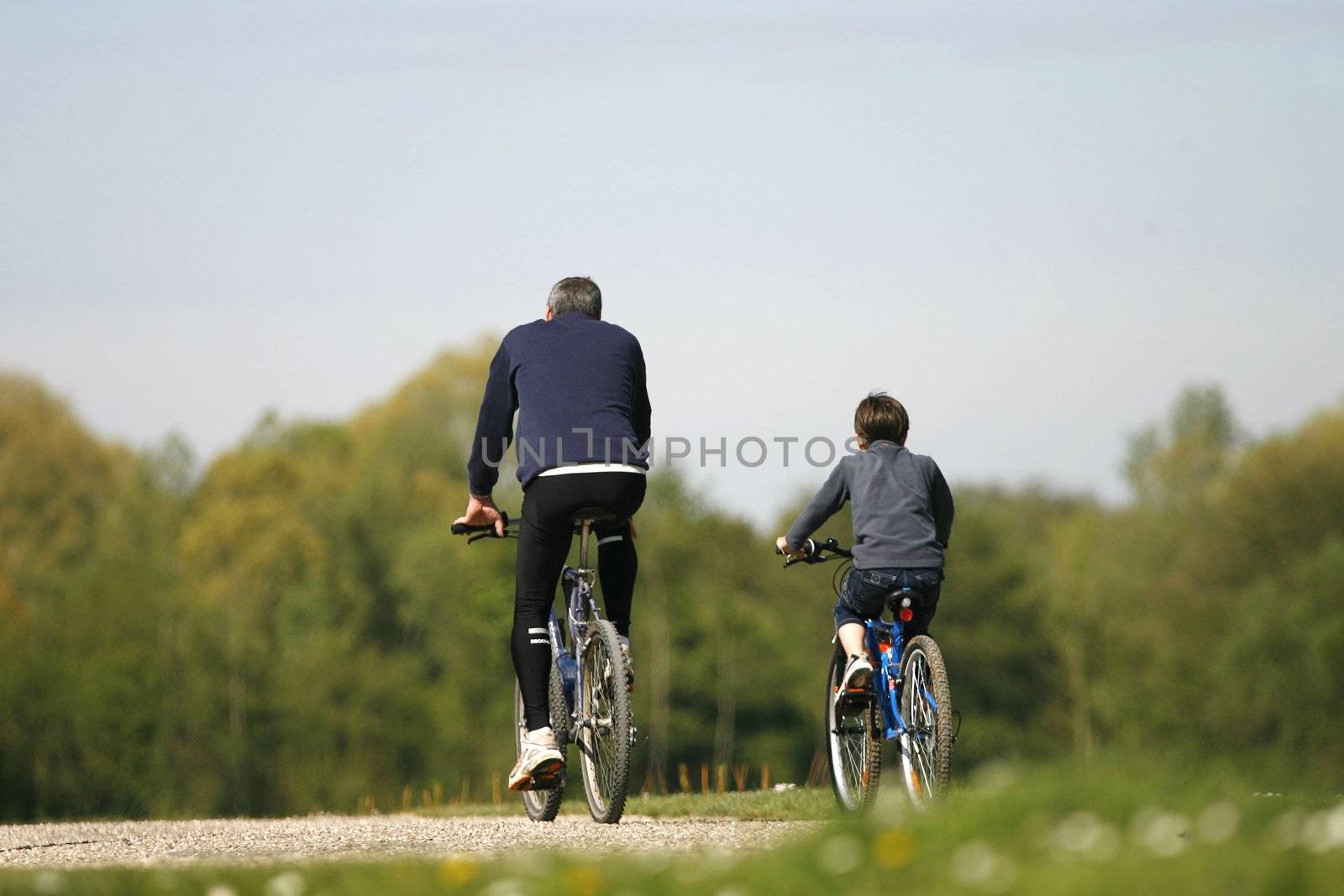 Cycling by xcfoto