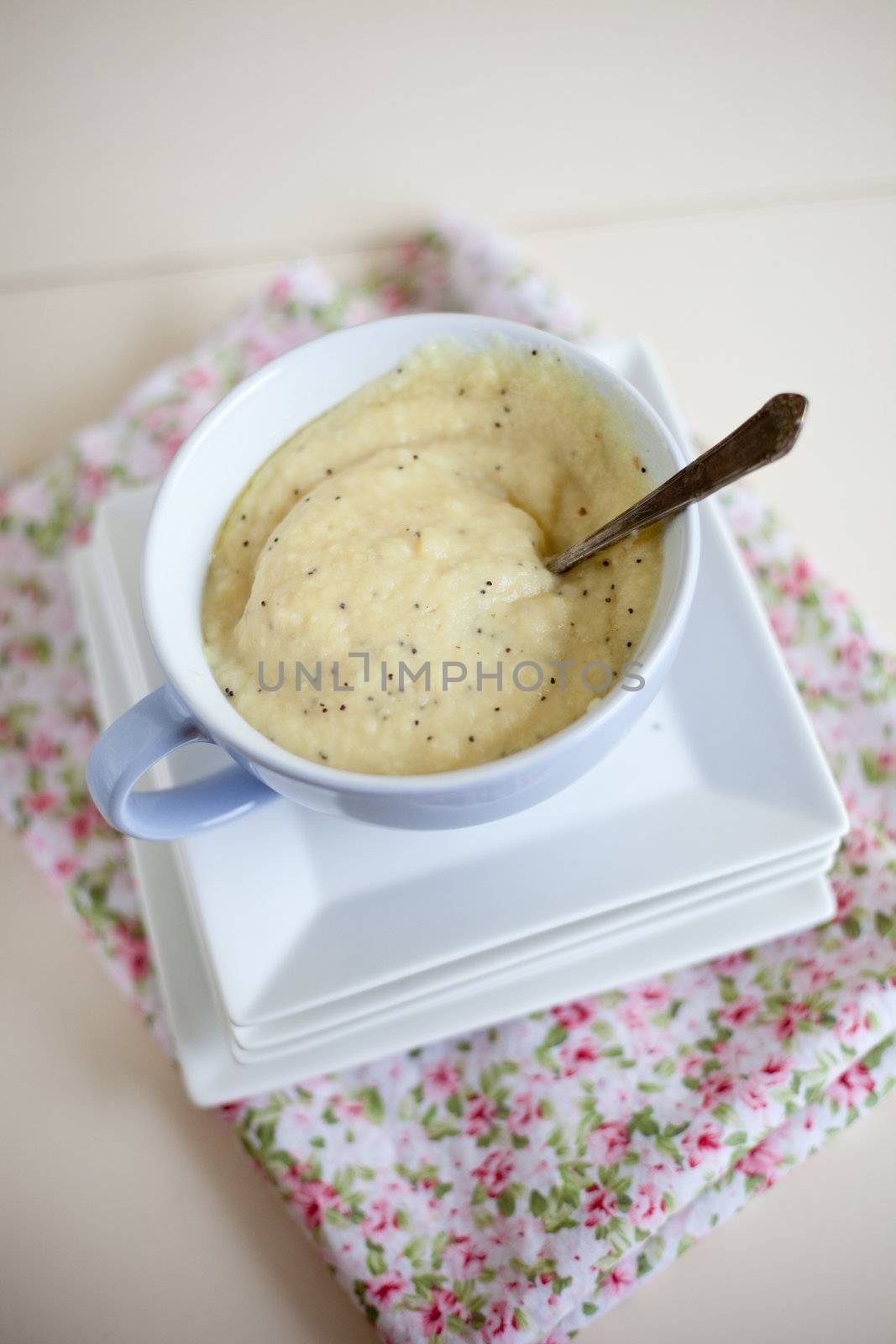 Apple celeriac soup by Fotosmurf