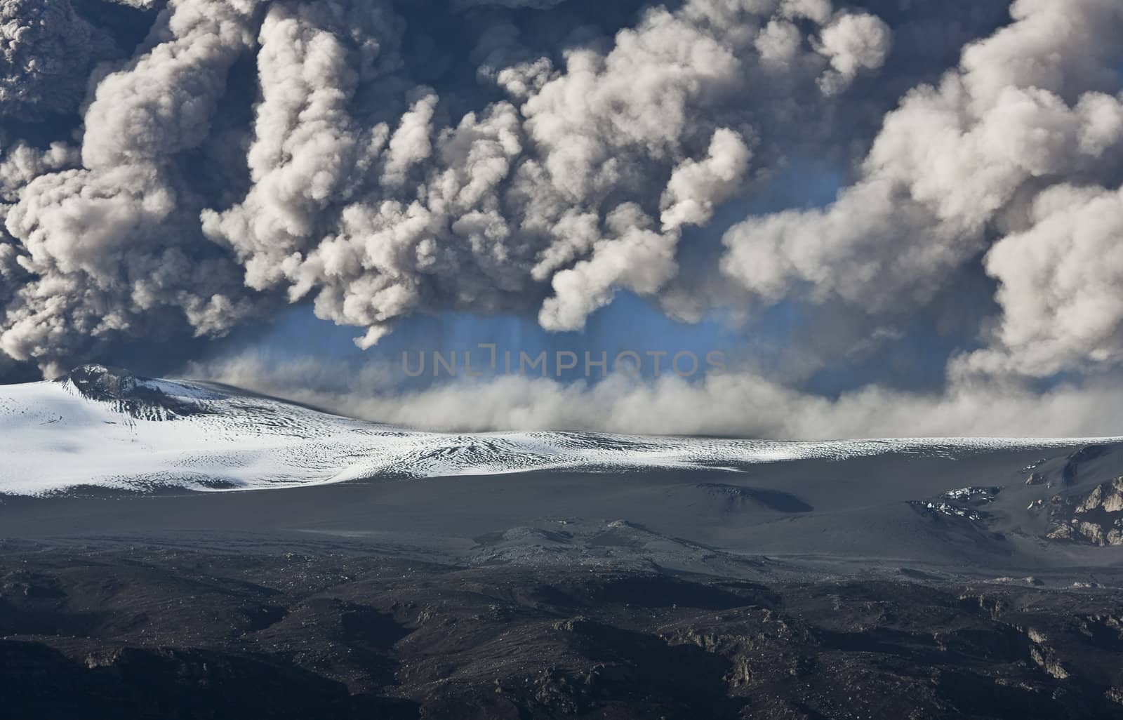Ash cloud fallout from the Eyjafjallajokull eruption in Iceland